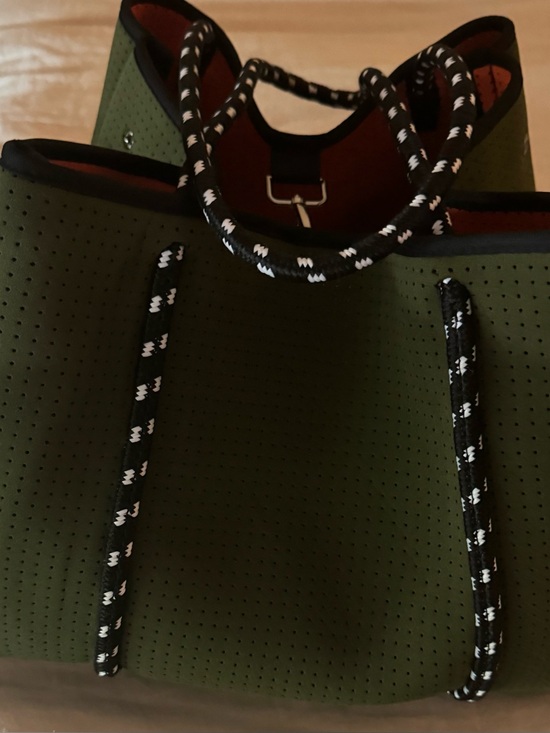 Handbags - POPUPS Everyday Tore Moss Green Neoprene Bag